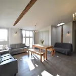 Gutshofblick Xl